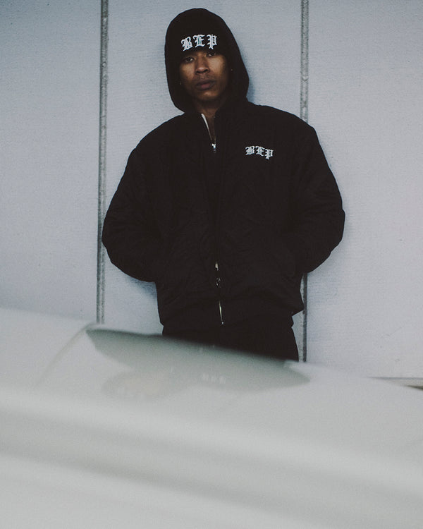 3 LETTER OE QUILTED JACKET BLACK