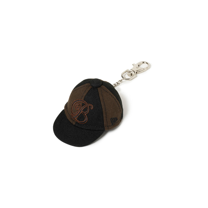 B Emblem New Era Cap Keychain, Black/Brown