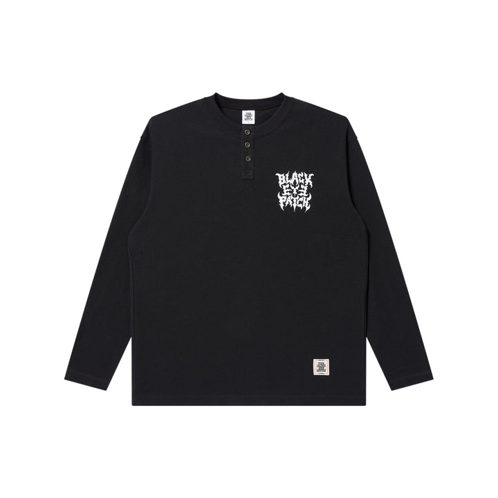 TRAP METAL LOGO HENLEY NECK L/S TEE BLACK