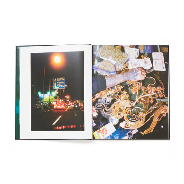 BlackEyePatch × Jiro Konami “NAMEDARUMA” PHOTO BOOK