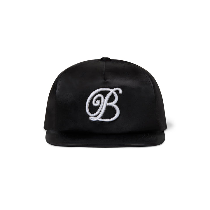 B EMBLEM SATIN CAP BLACK