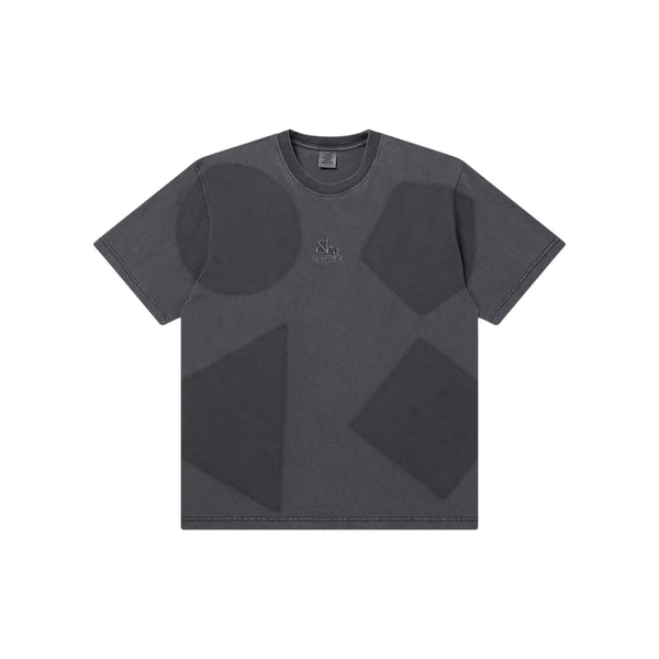 GEOMETRIC DIAL WASHED TEE CHARCOAL