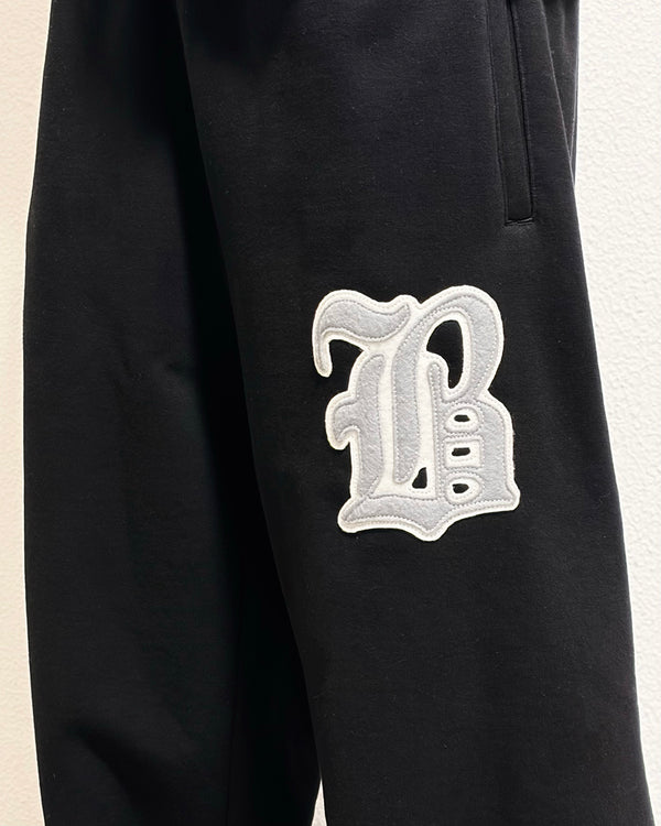 BIG B PATCH BAGGY SWEAT PANTS BLACK