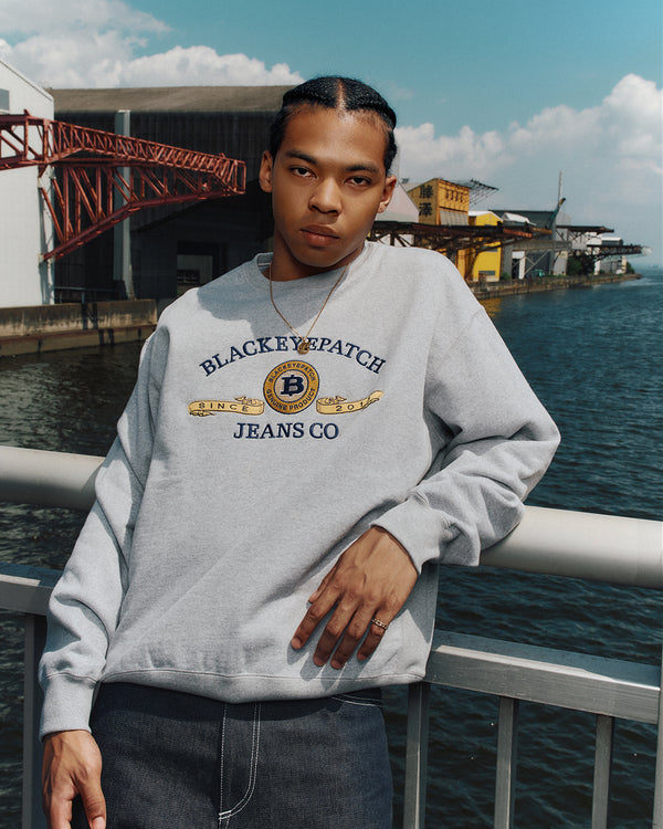 CURRENSY EMBLEM CREW SWEAT NAVY