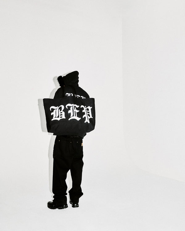 3 LETTER OE 2 WAY TOTE BLACK