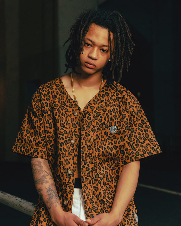 OG LABEL LEOPARD PATTERNED BASEBALL SHIRT