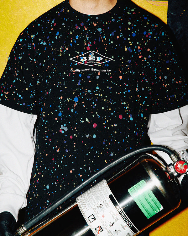 PAINT SPLATTERED EXTINGUISHER TEE BLACK