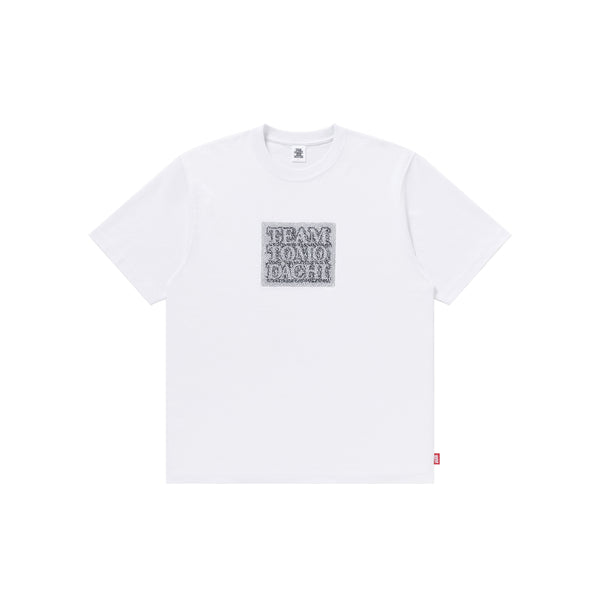 TEAM TOMODACHI LABEL RHINESTONE TEE WHITE