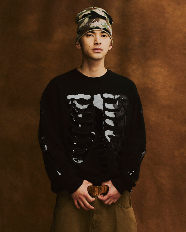 SKELETON PATCHED CREW SWEAT BLACK