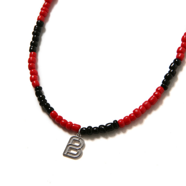 B EMBLEM BEADED NECKLACES(10K/WG) BLK / RED
